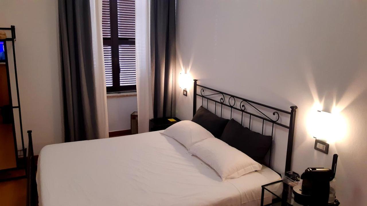 Guest House Masterintrastevere Рим Екстер'єр фото
