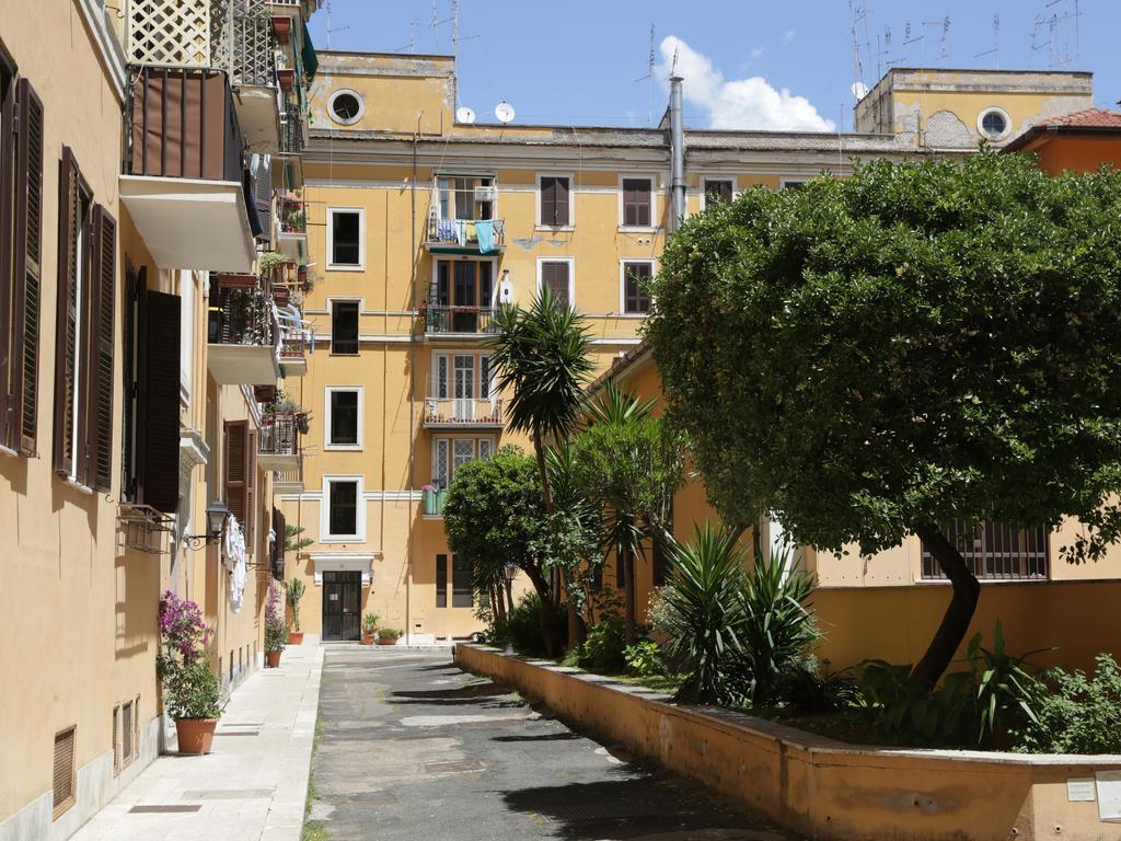 Guest House Masterintrastevere Рим Екстер'єр фото