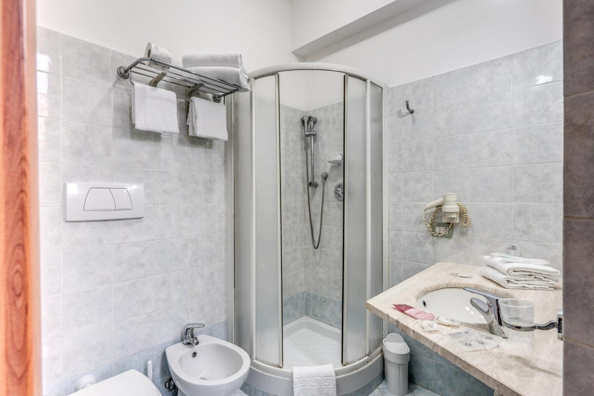 Guest House Masterintrastevere Рим Екстер'єр фото