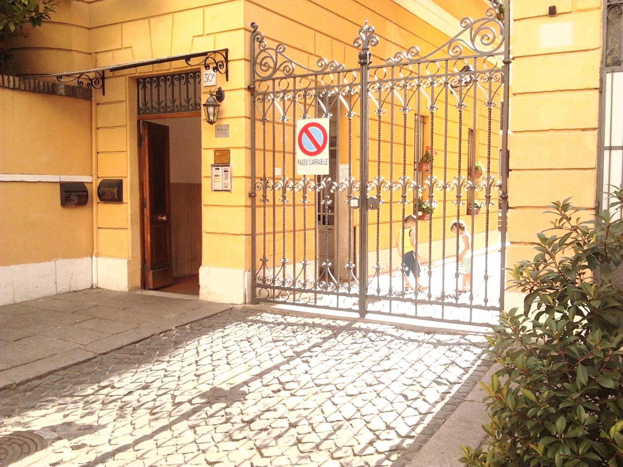 Guest House Masterintrastevere Рим Екстер'єр фото