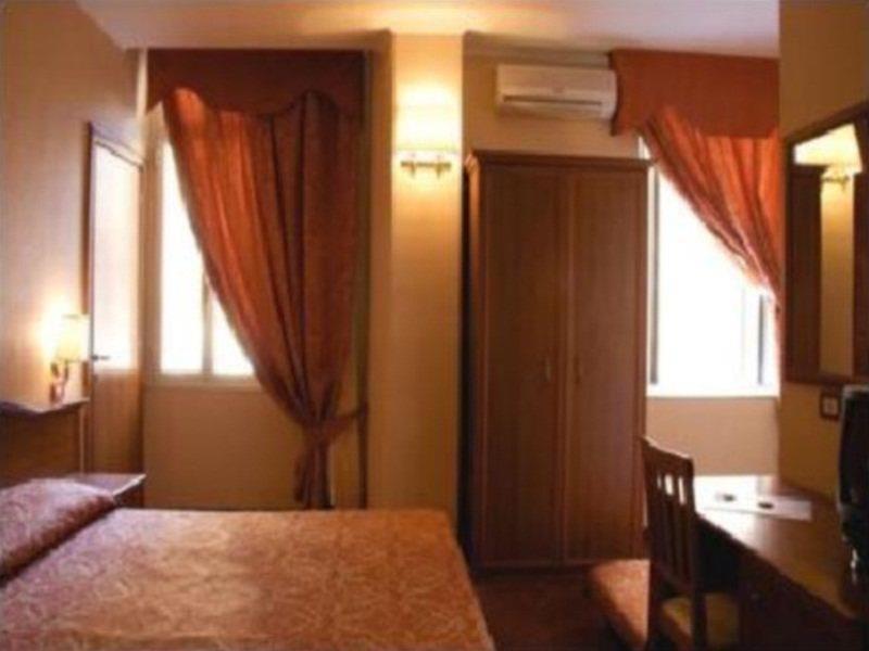 Guest House Masterintrastevere Рим Екстер'єр фото